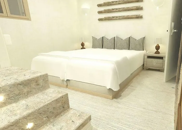 Anagram (adults Only) 2* Mykonos Town