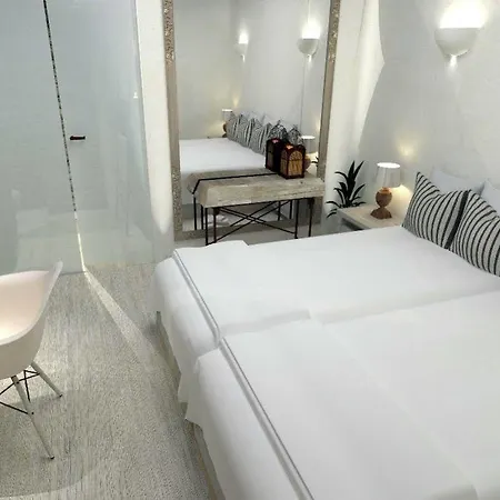 מלון Anagram (adults Only) 2*