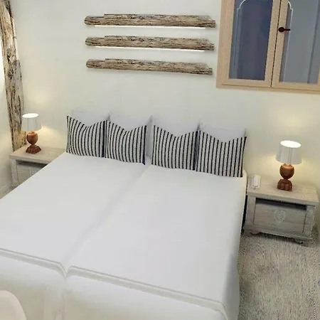 מלון Anagram (adults Only) 2*